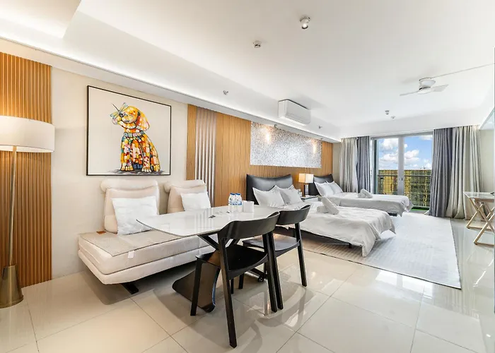 Apartment Spacious Unit & High-floor Near Of Dreams, Airport, Okada, And Solaire Casino Manila