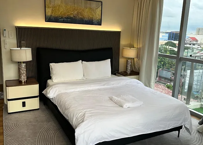 Spacious Unit & High-floor Near Of Dreams, Airport, Okada, And Solaire Casino Manille