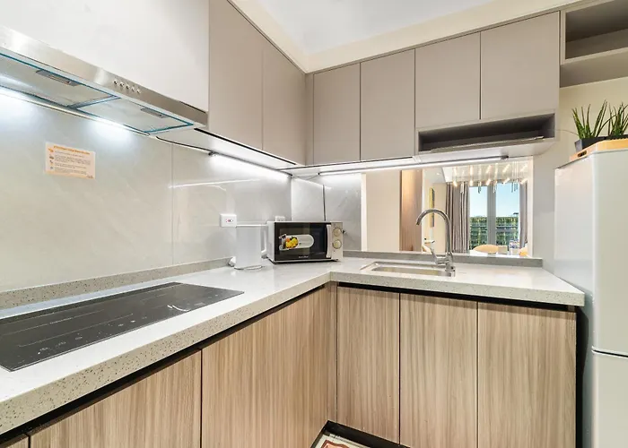 Spacious Unit & High-floor Near Of Dreams, Airport, Okada, And Solaire Casino