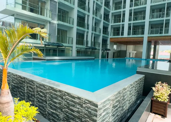 Spacious Unit & High-floor Near Of Dreams, Airport, Okada, And Solaire Casino *
