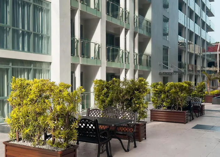 Spacious Unit & High-floor Near Of Dreams, Airport, Okada, And Solaire Casino * Manille