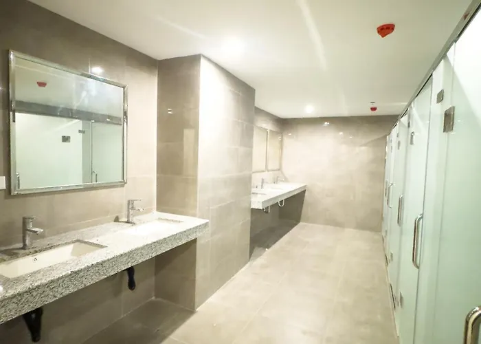 Spacious Unit & High-floor Near Of Dreams, Airport, Okada, And Solaire Casino Appartement