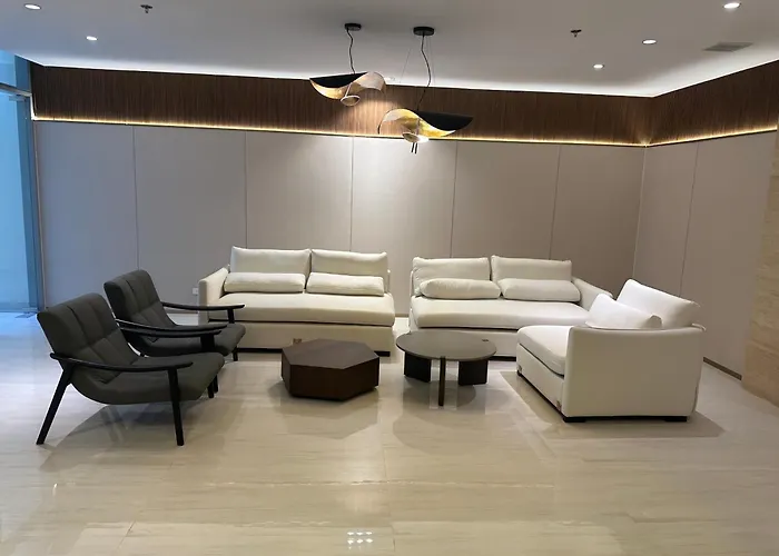 Spacious Unit & High-floor Near Of Dreams, Airport, Okada, And Solaire Casino Manille