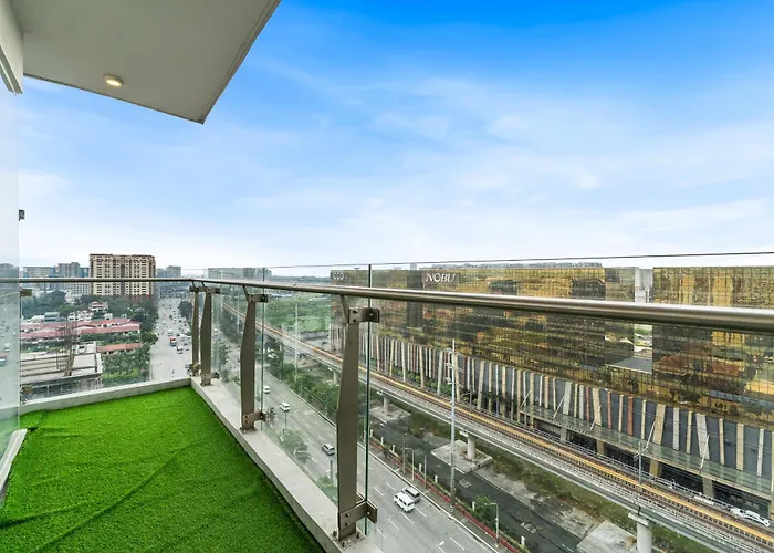 Spacious Unit & High-floor Near Of Dreams, Airport, Okada, And Solaire Casino