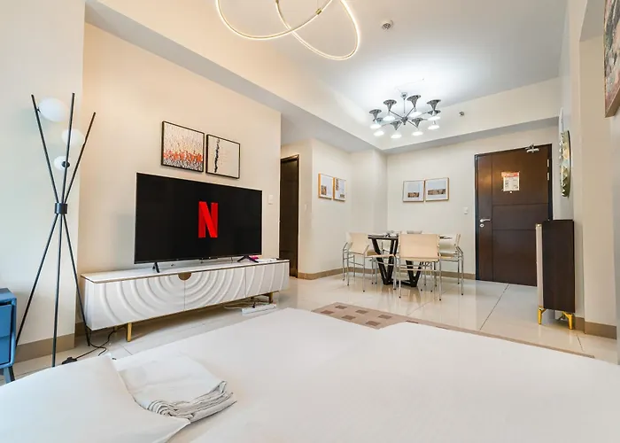 Spacious Unit & High-floor Near Of Dreams, Airport, Okada, And Solaire Casino Appartement Manille