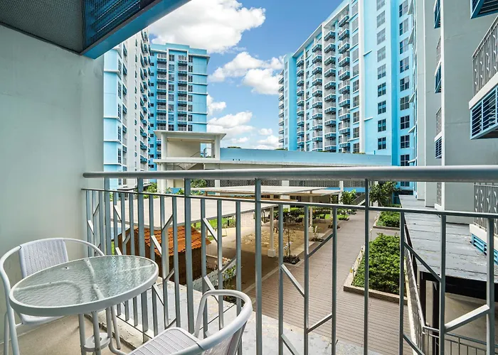 Spacious Unit & High-floor Near Of Dreams, Airport, Okada, And Solaire Casino 마닐라